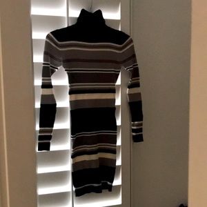 Tight sweater dress in black, gray and white stripes dress !